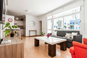 UrbanChicMalaga Historic Malaga Apt with Private Patio